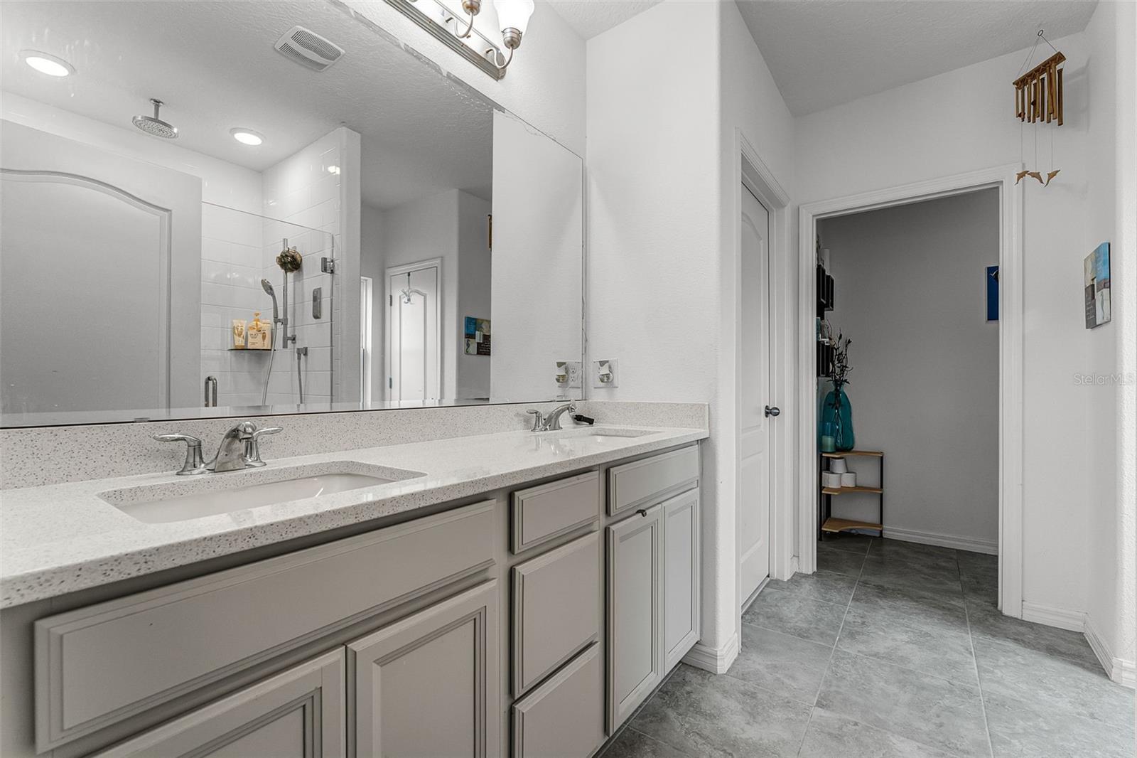 Image 26 of 71 For 23707 Companero Drive