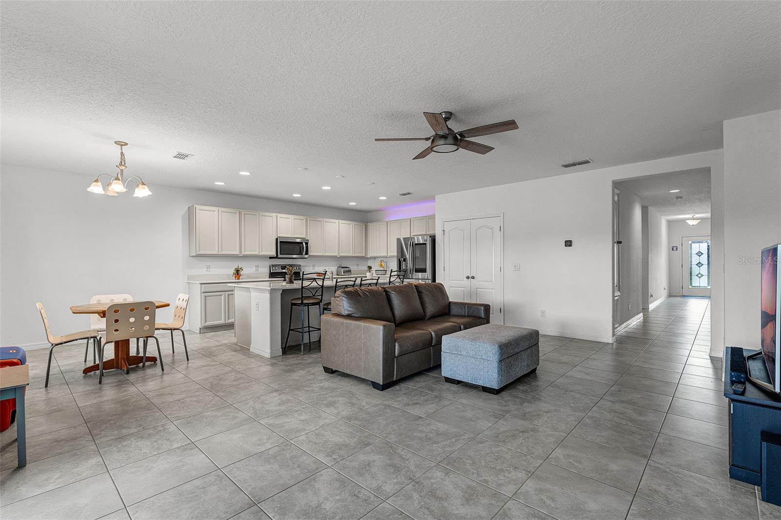 Image 9 of 71 For 23707 Companero Drive