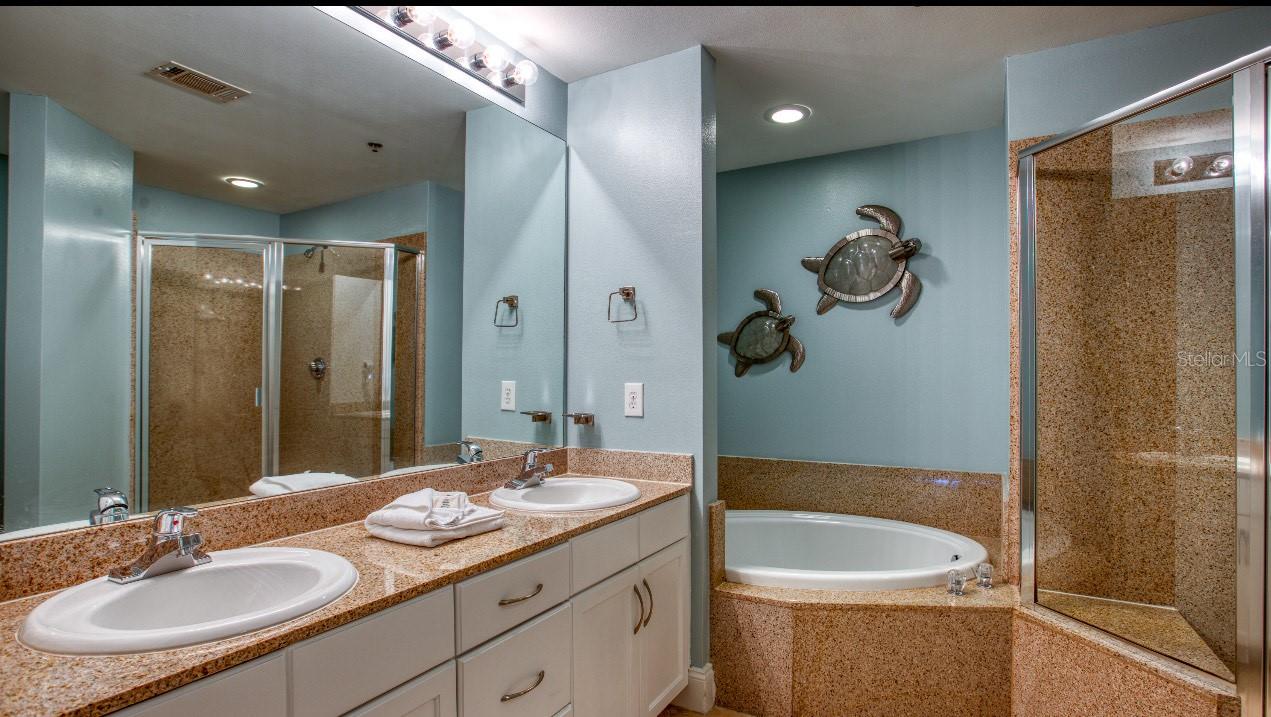 Image 3 of 51 For 9860 Thomas Drive 923