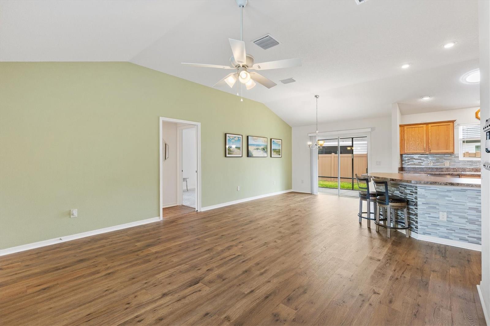 Image 7 of 35 For 3118 Sweetgum Street
