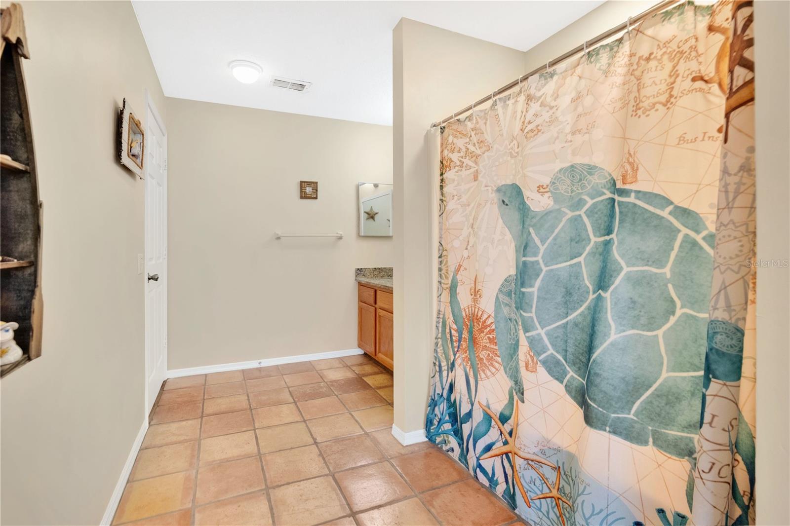 Image 17 of 29 For 12512 Lake Ridge Circle