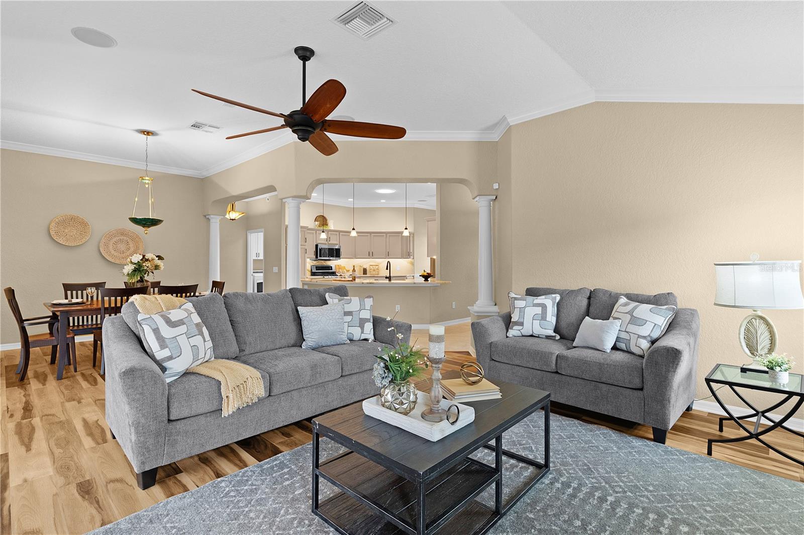 Listing photo id 23 for 1348 Patrick Place