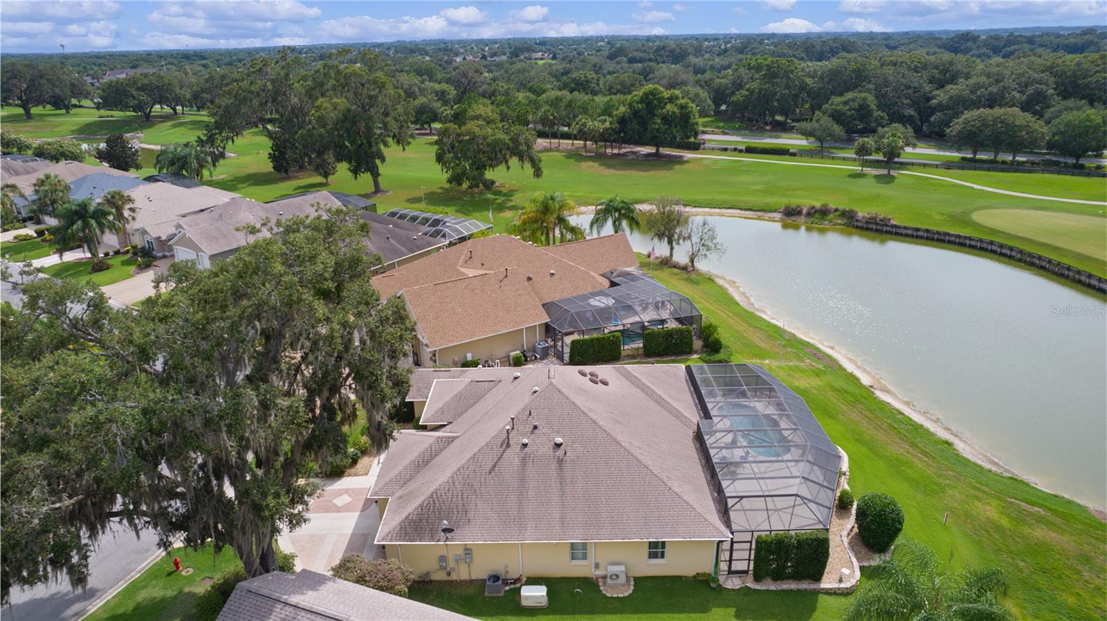 Listing photo id 51 for 1348 Patrick Place