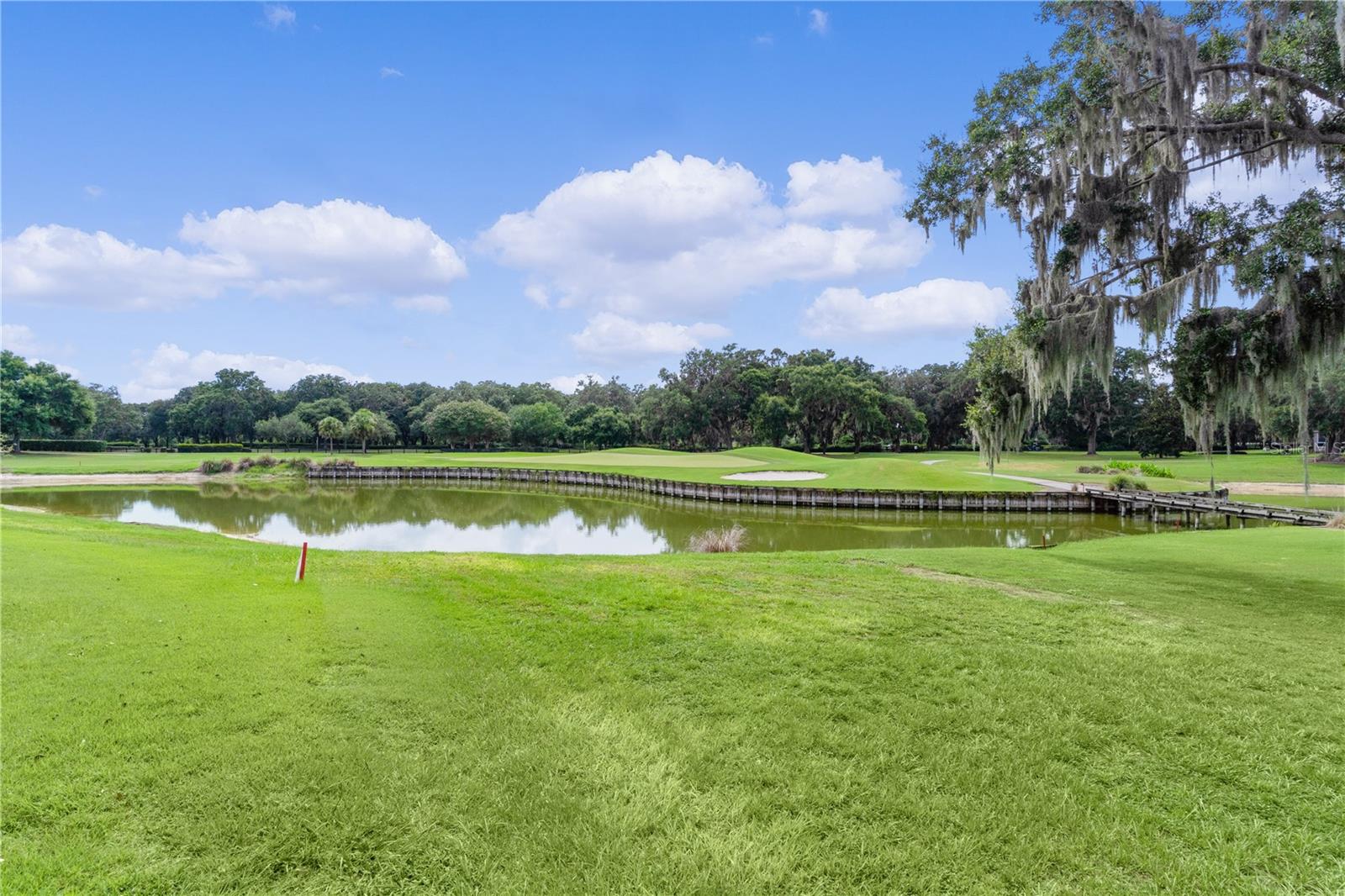 Listing photo id 57 for 1348 Patrick Place