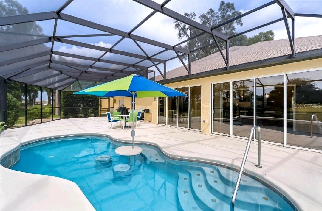 Listing photo id 59 for 1348 Patrick Place