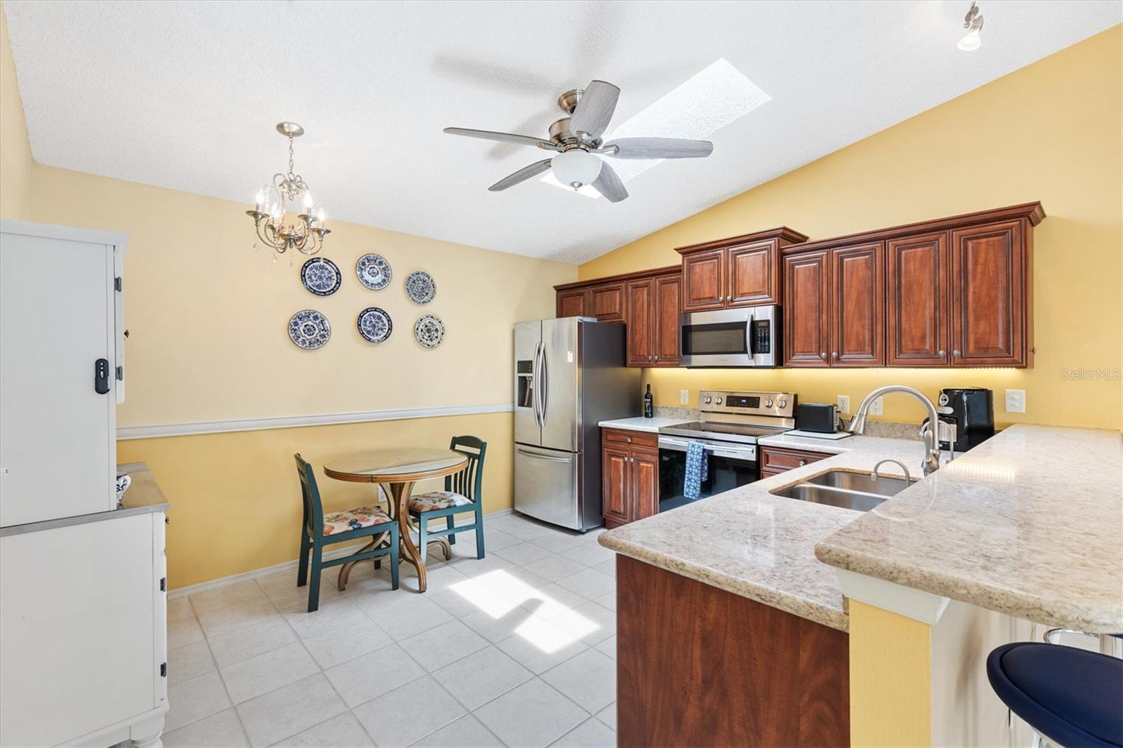 Image 11 of 30 For 3472 Roanoke Street