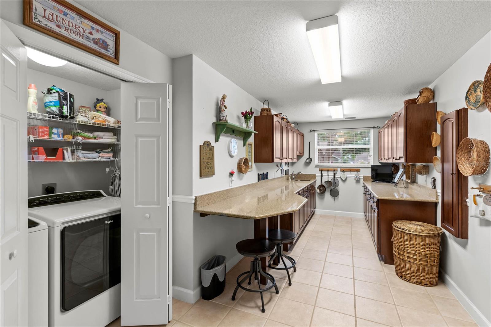 Image 12 of 49 For 19624 Spring Oak Drive