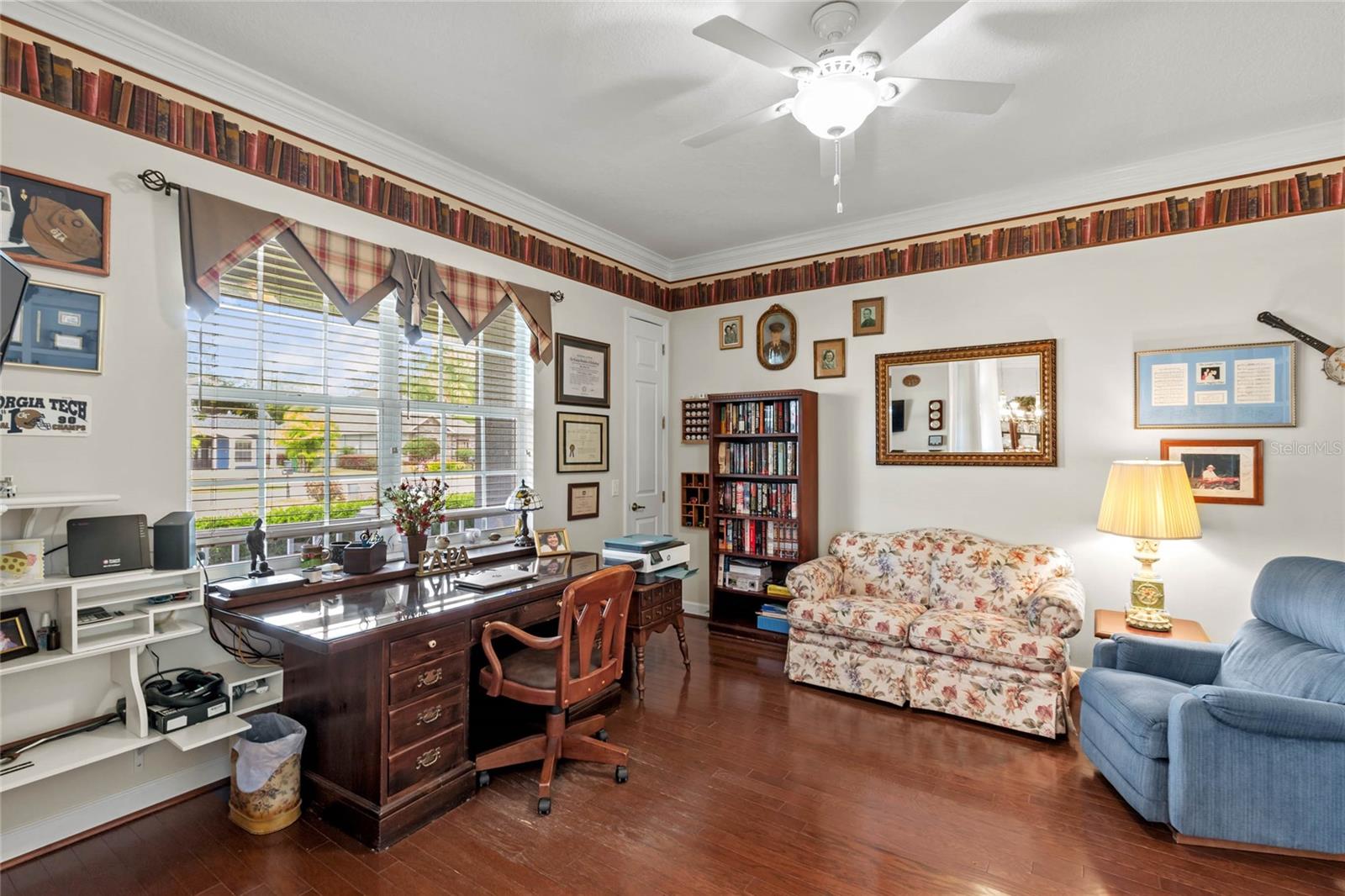 Image 13 of 49 For 19624 Spring Oak Drive