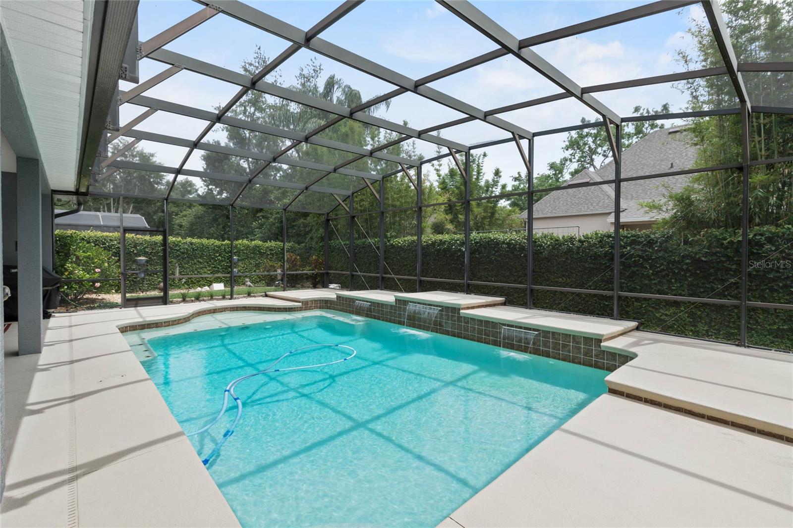 Image 42 of 49 For 19624 Spring Oak Drive