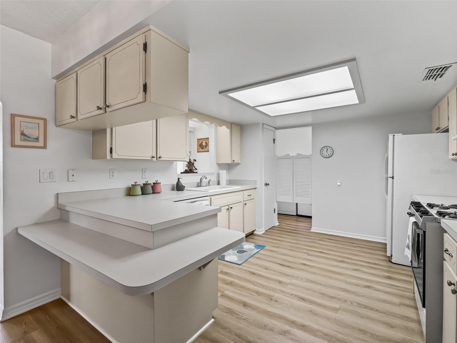 Image 14 of 56 For 71 Stone Haven Court
