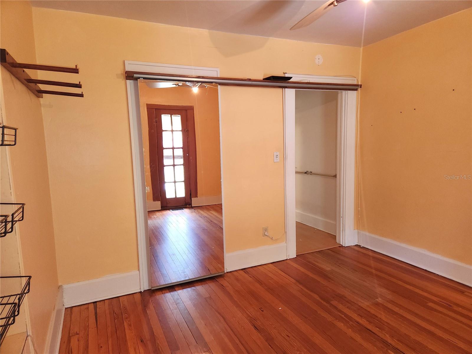 Image 31 of 63 For 308 Sunnyside Dr