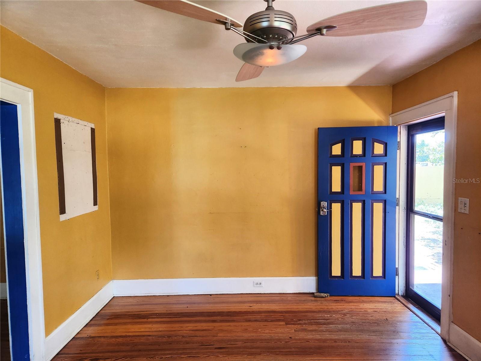 Image 47 of 63 For 308 Sunnyside Dr