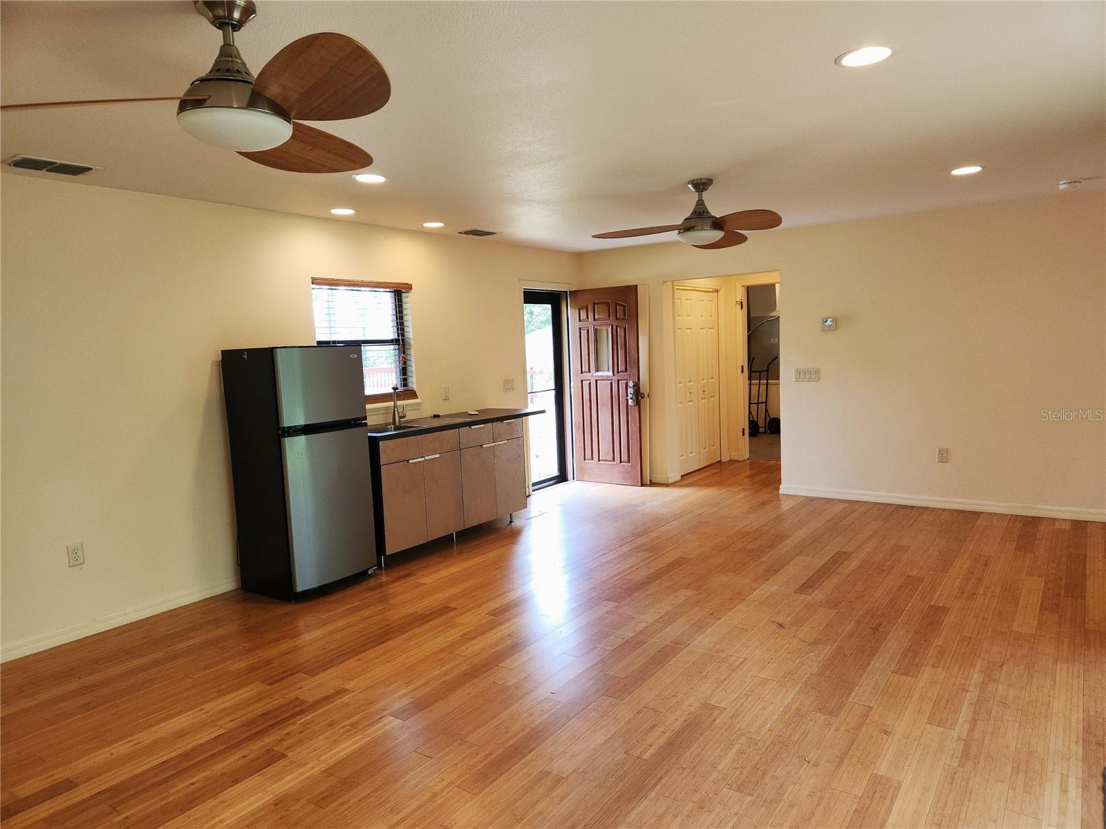 Image 57 of 63 For 308 Sunnyside Dr