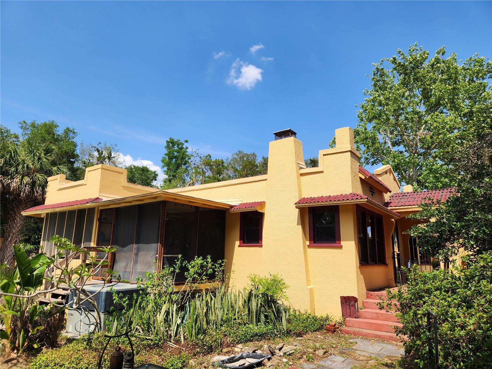 Image 61 of 63 For 308 Sunnyside Dr