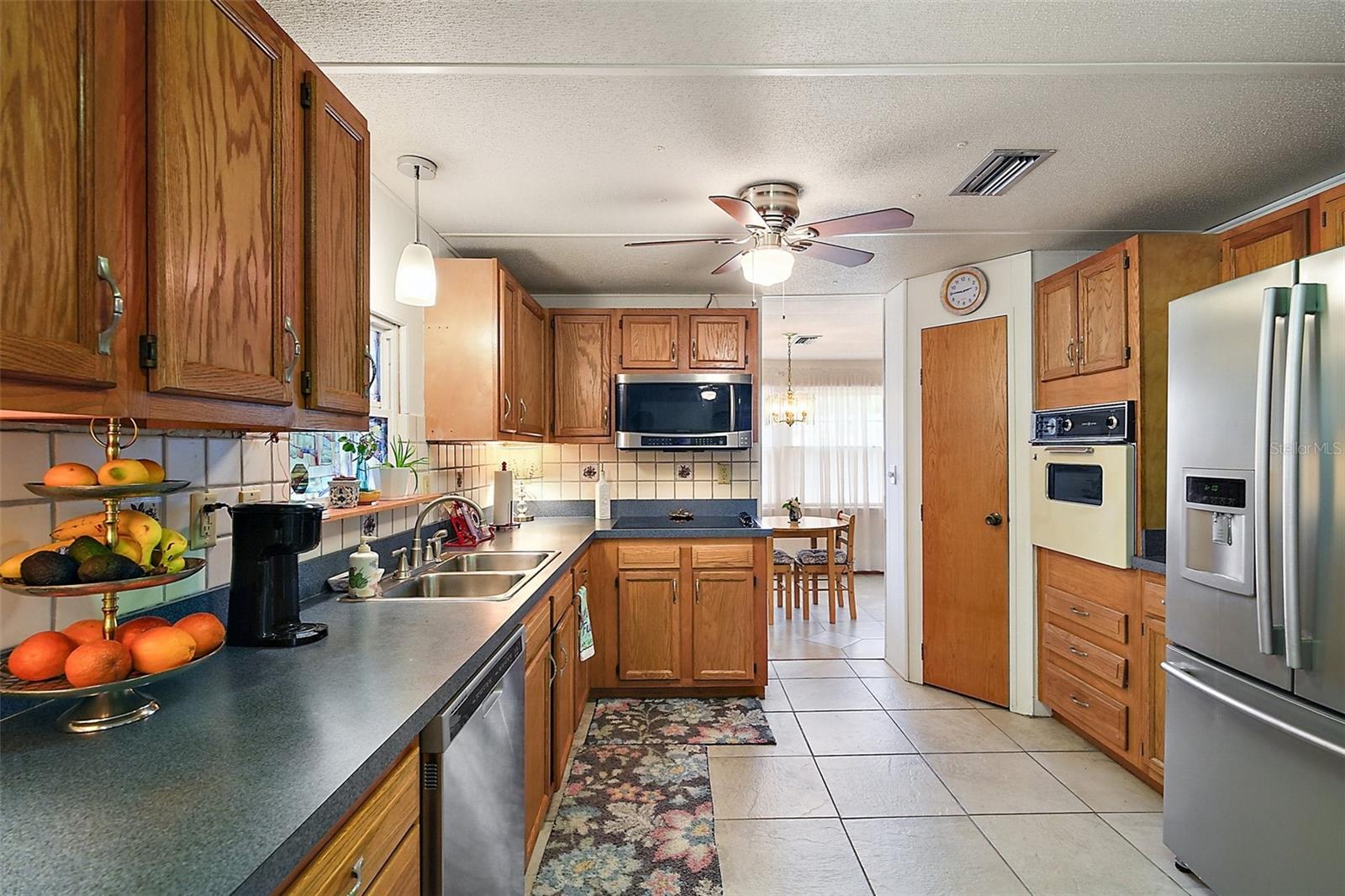 Image 11 of 42 For 2110 Oak Circle
