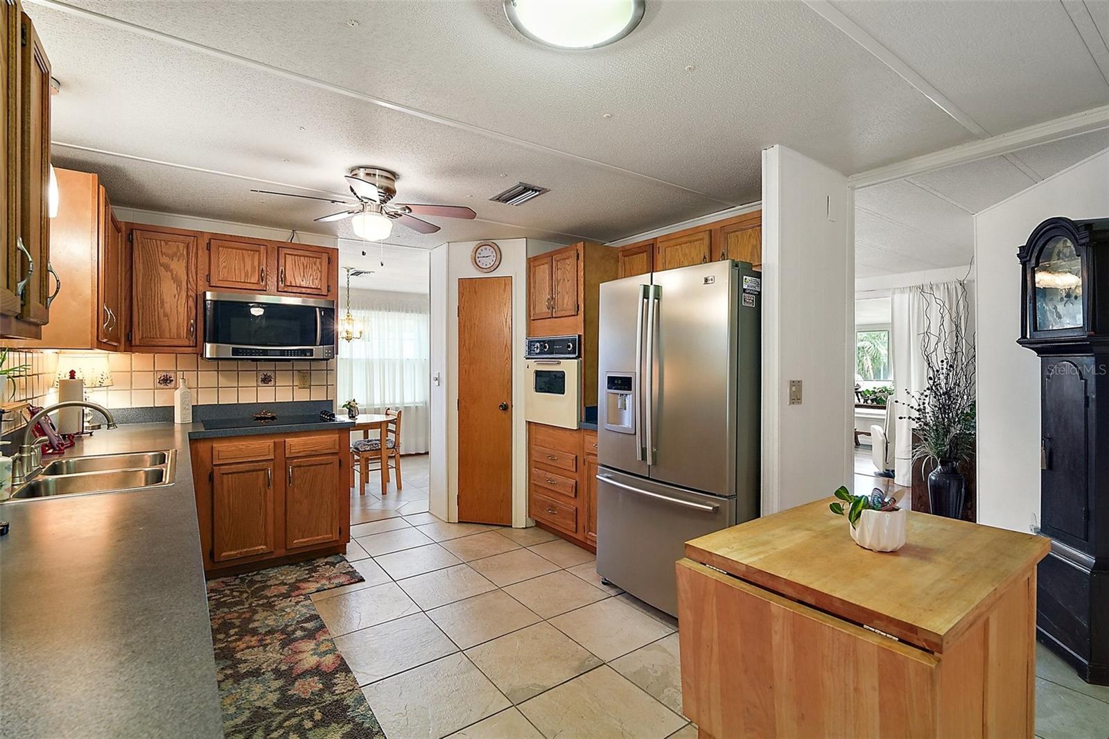 Image 14 of 42 For 2110 Oak Circle