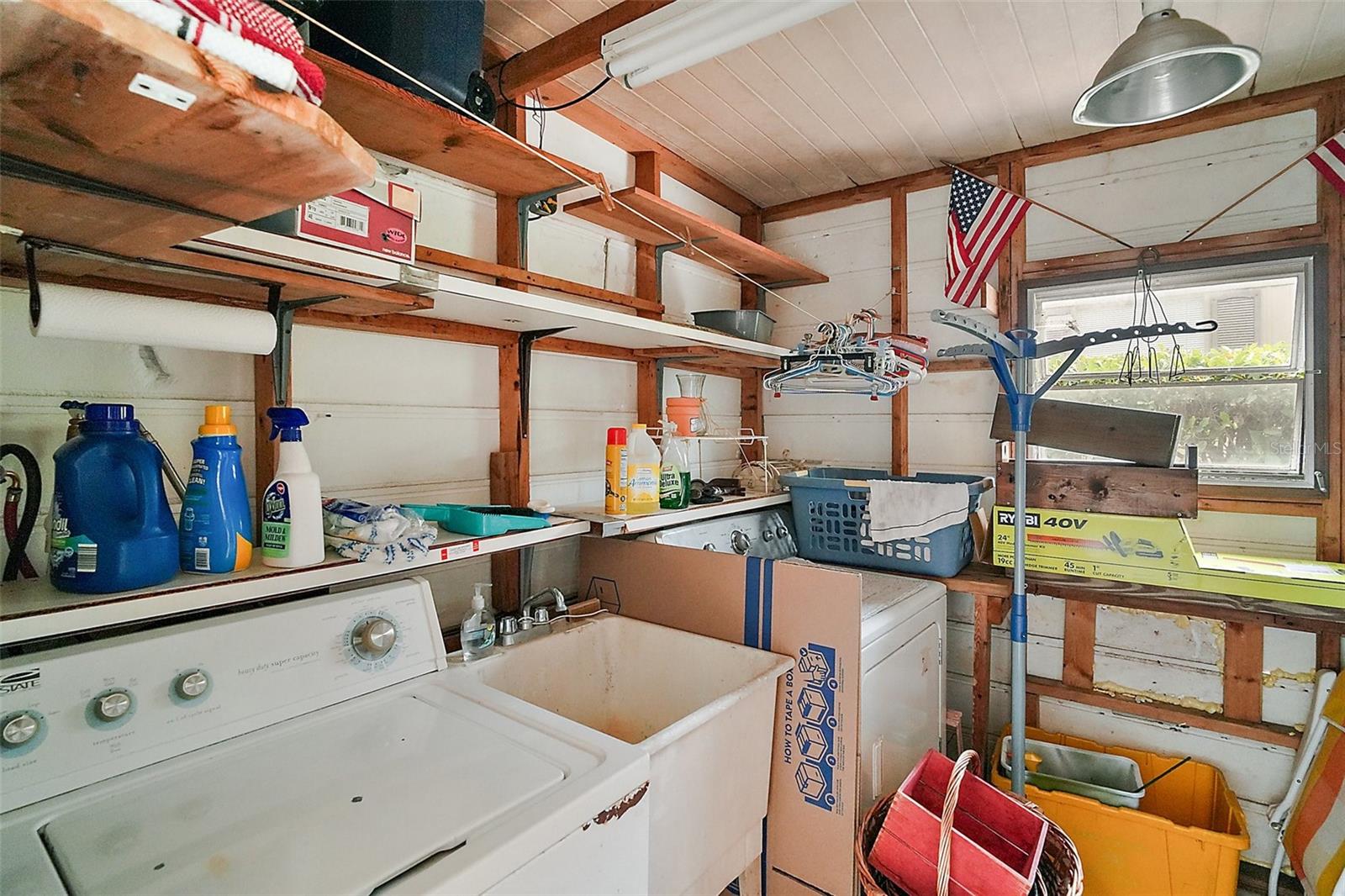 Image 24 of 42 For 2110 Oak Circle