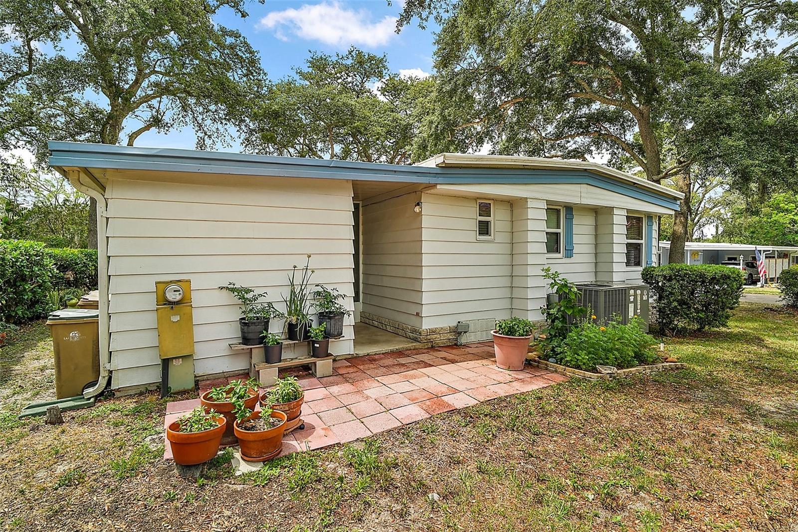 Image 34 of 42 For 2110 Oak Circle