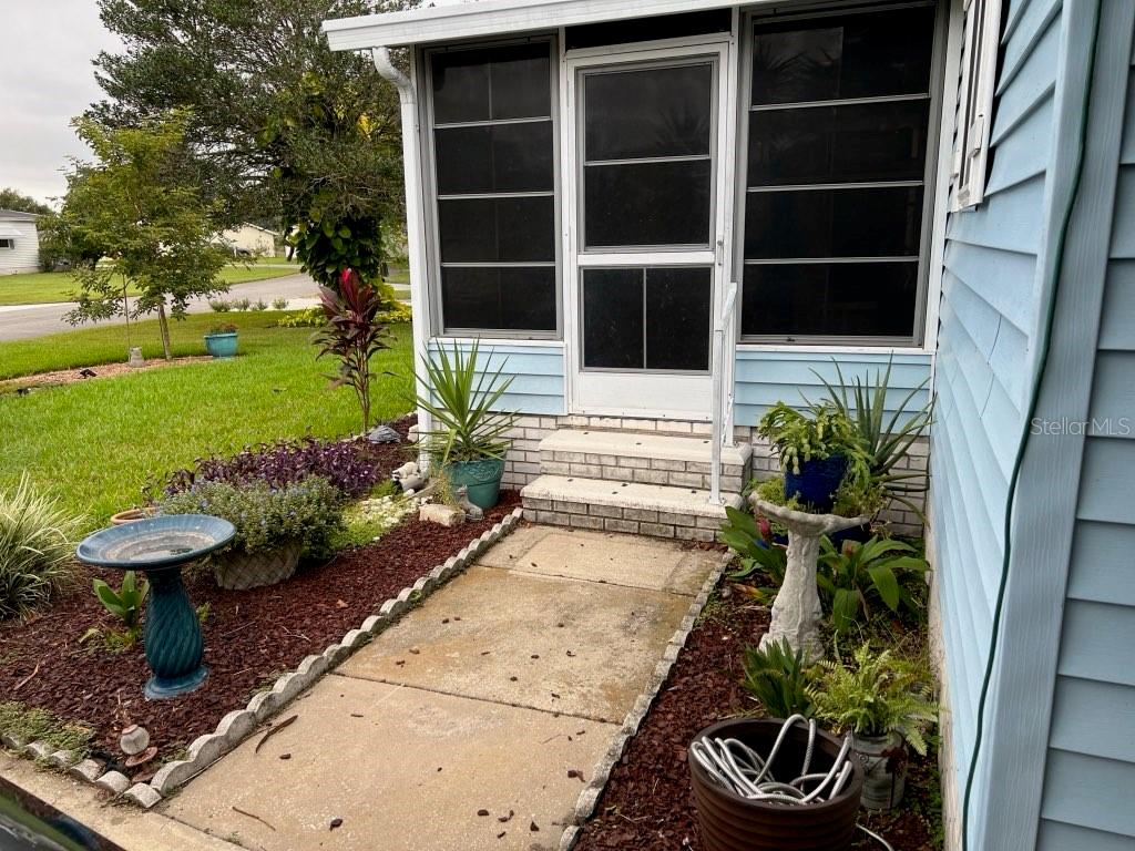 Image 13 of 38 For 24841 Pine Hill