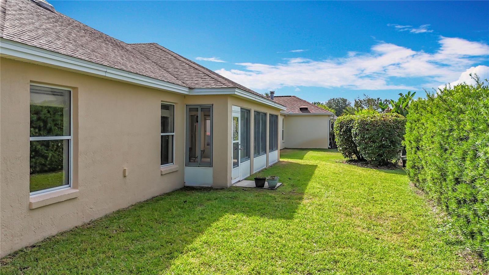 Image 4 of 62 For 2202 Kershaw Road