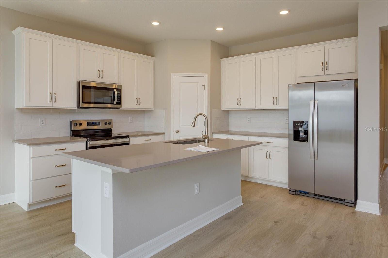Image 3 of 20 For 5006 Abigail Drive