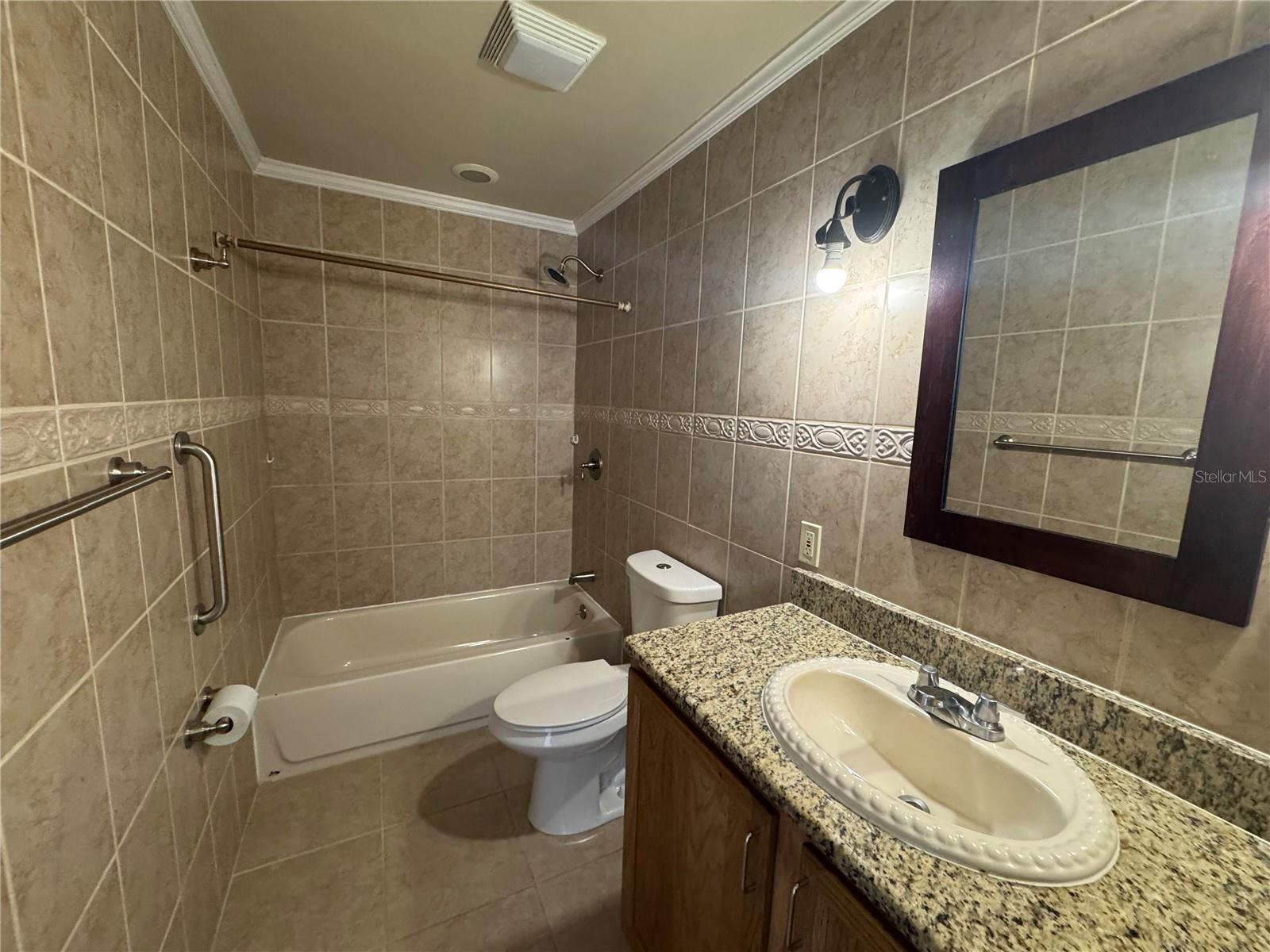 Image 17 of 27 For 14466 45th Court