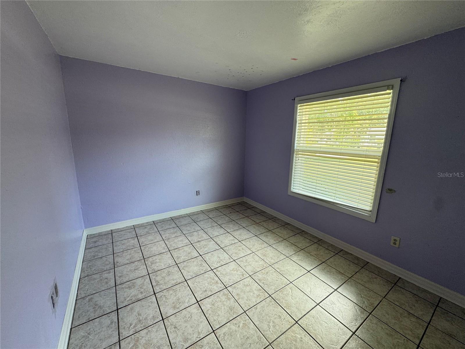 Image 19 of 27 For 14466 45th Court