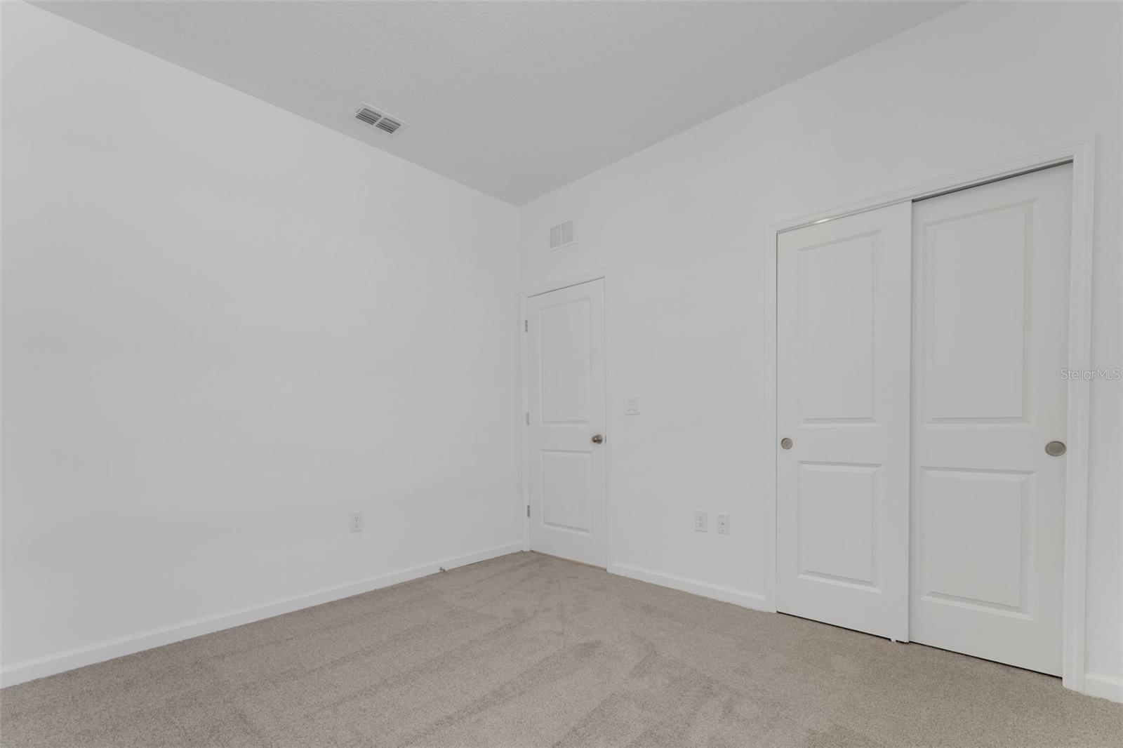 Image 10 of 18 For 4998 Abigail Drive