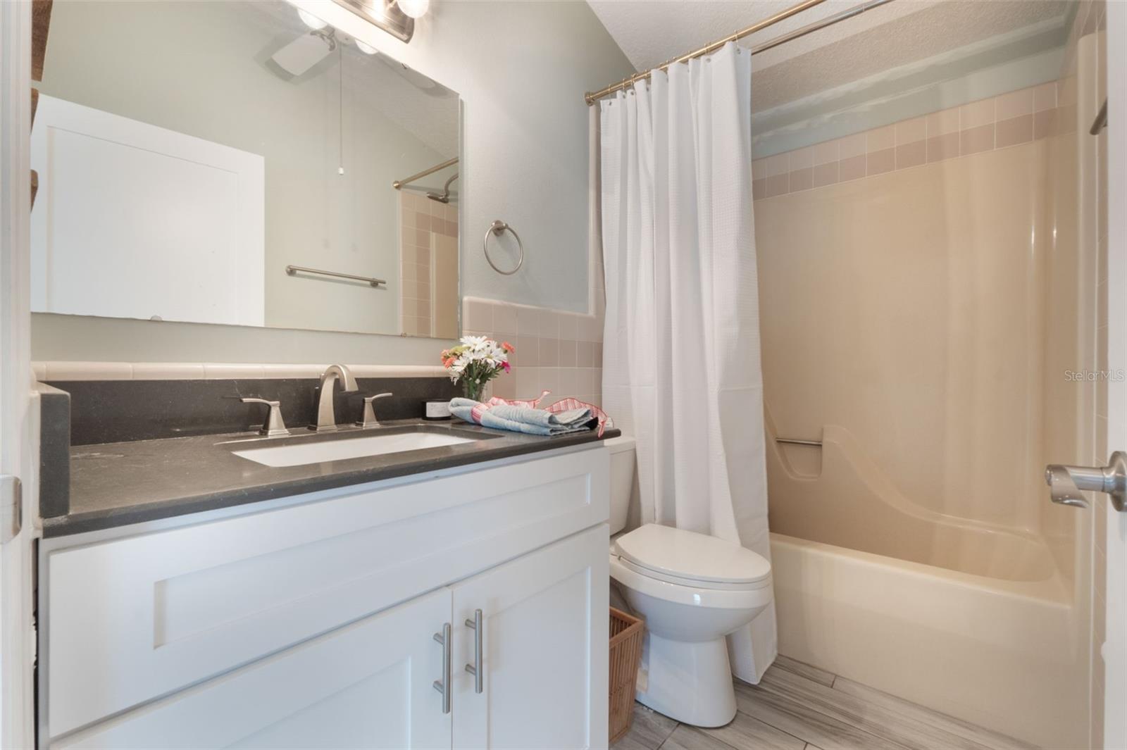 Image 14 of 23 For 12401 Blue Heron Way
