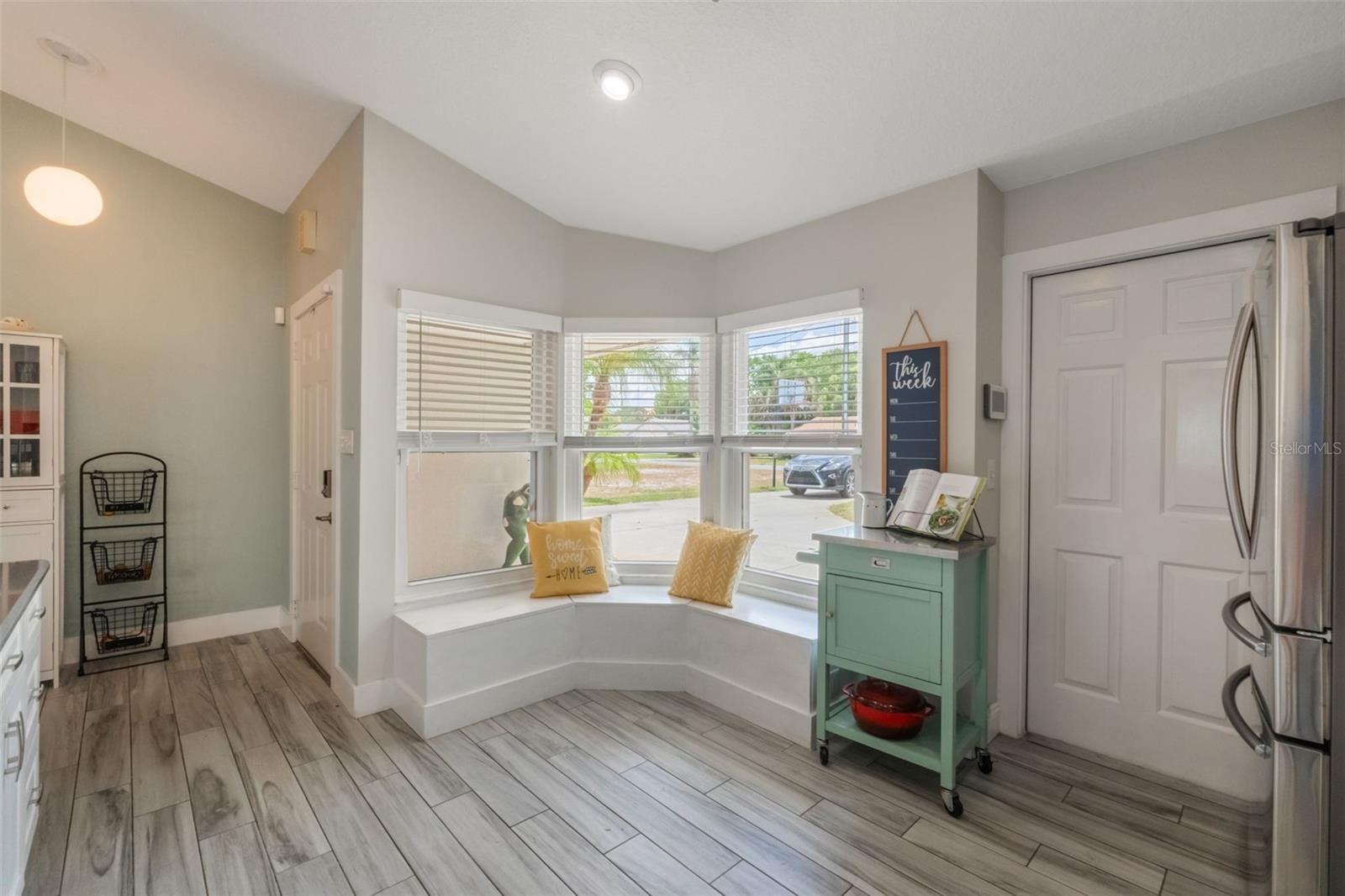 Image 5 of 23 For 12401 Blue Heron Way