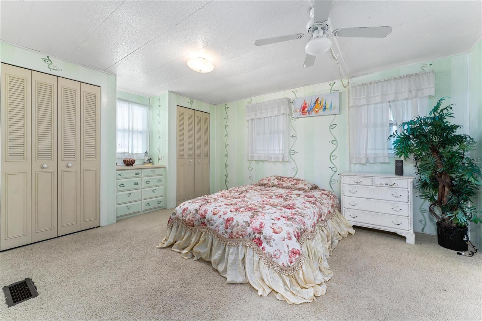 Image 17 of 55 For 2706 Vindale Road