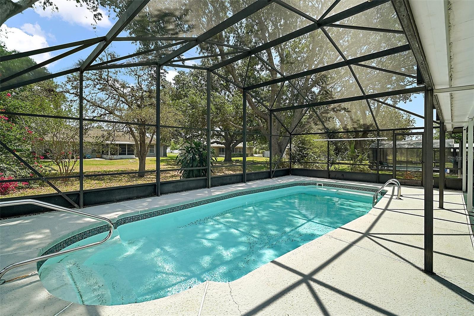 Image 10 of 37 For 36482 Doral Drive