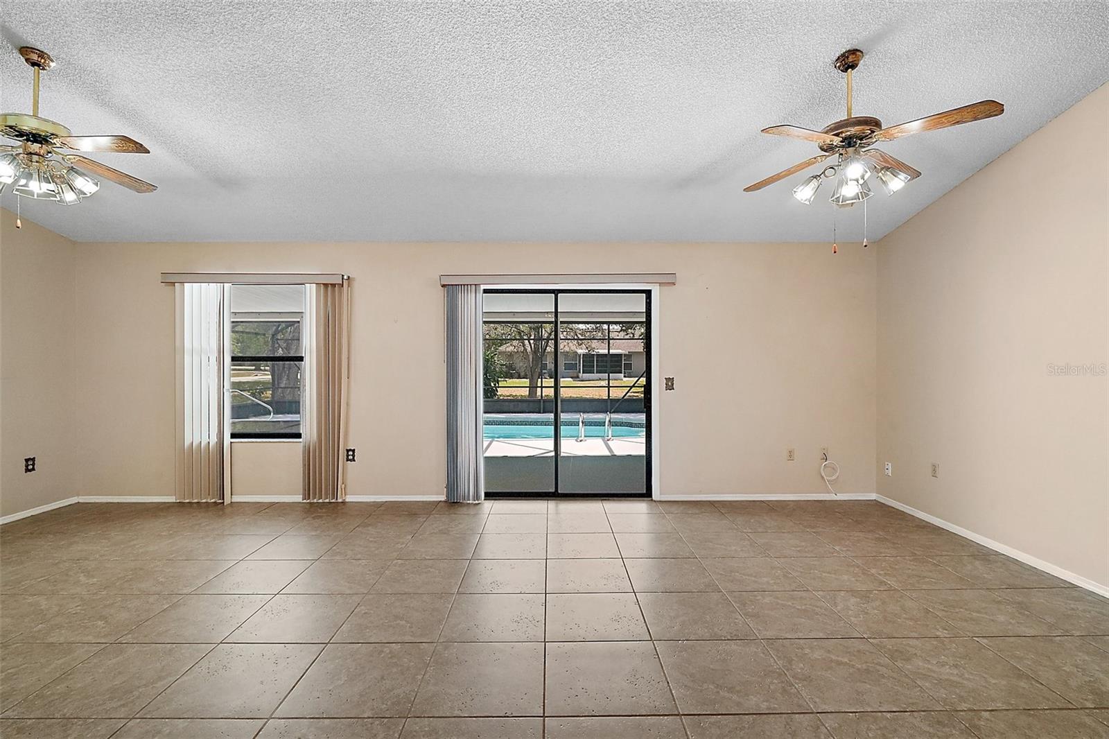 Image 12 of 37 For 36482 Doral Drive