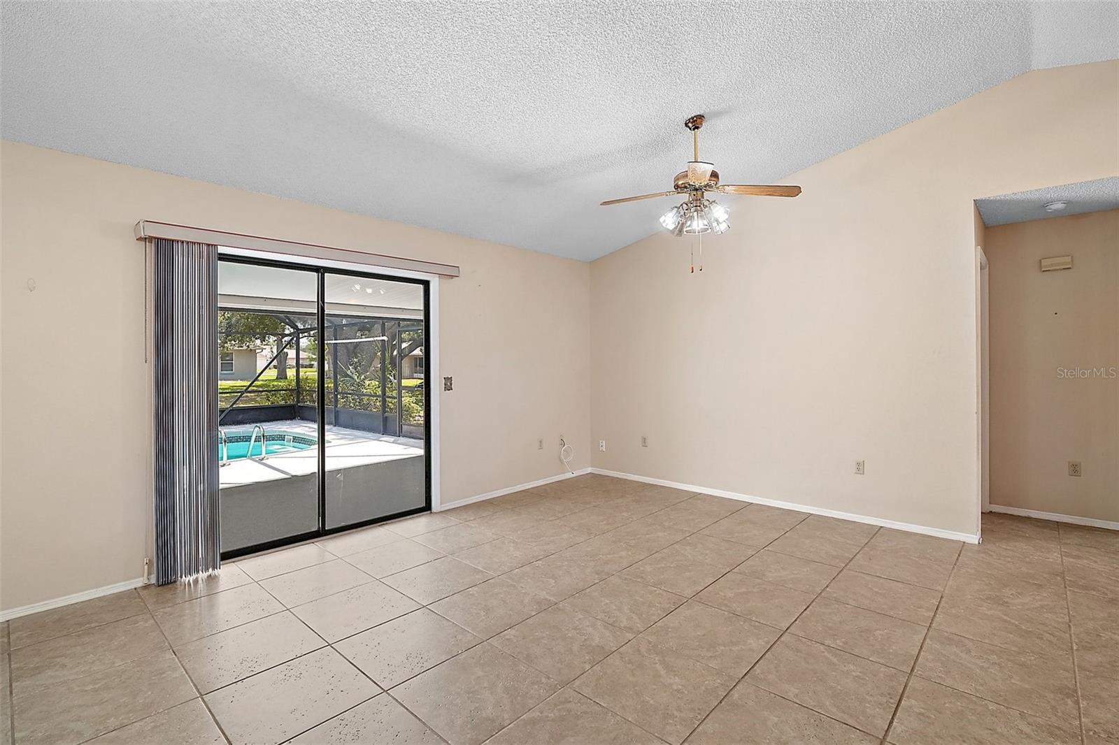 Image 13 of 37 For 36482 Doral Drive
