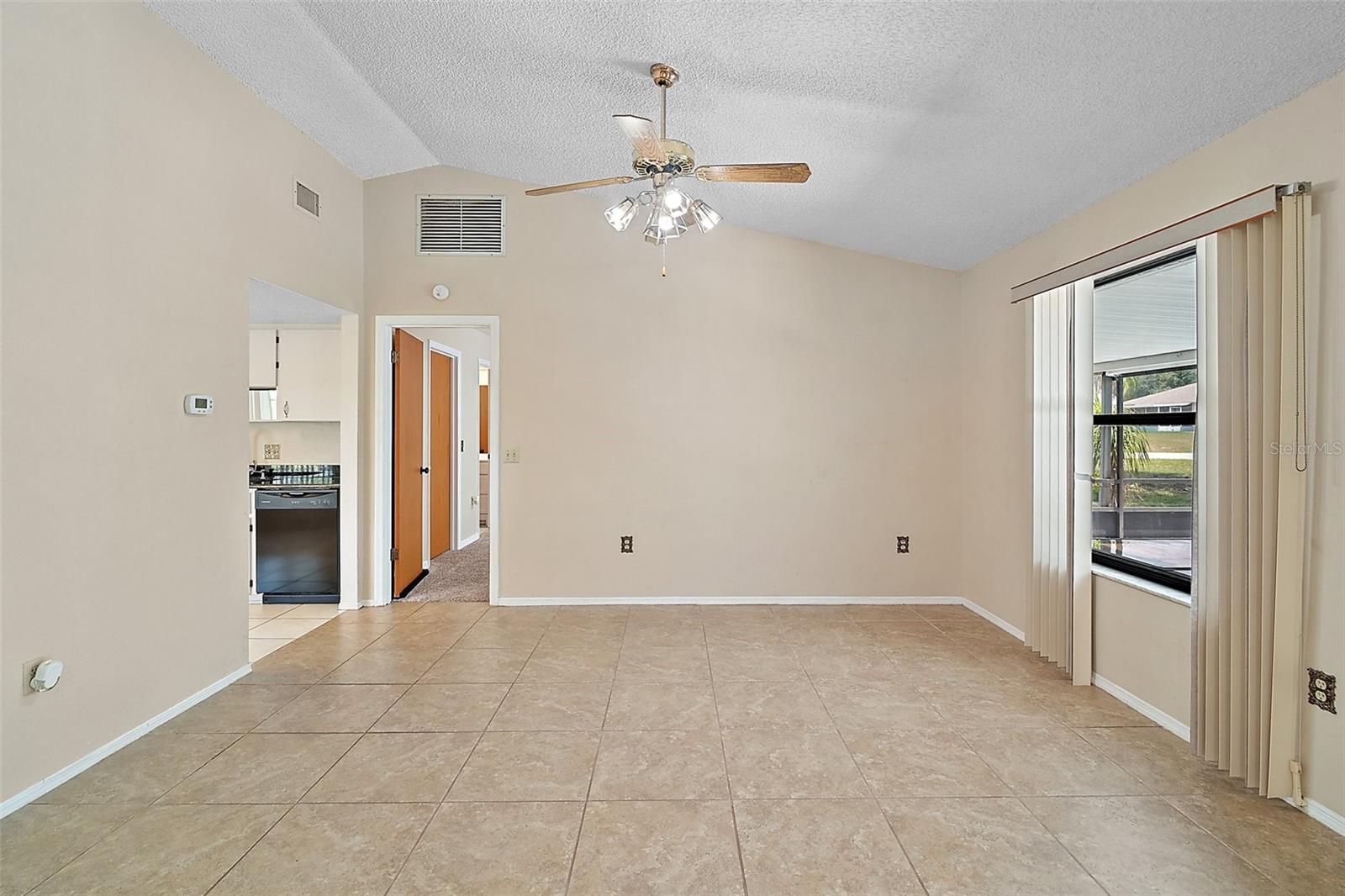 Image 16 of 37 For 36482 Doral Drive