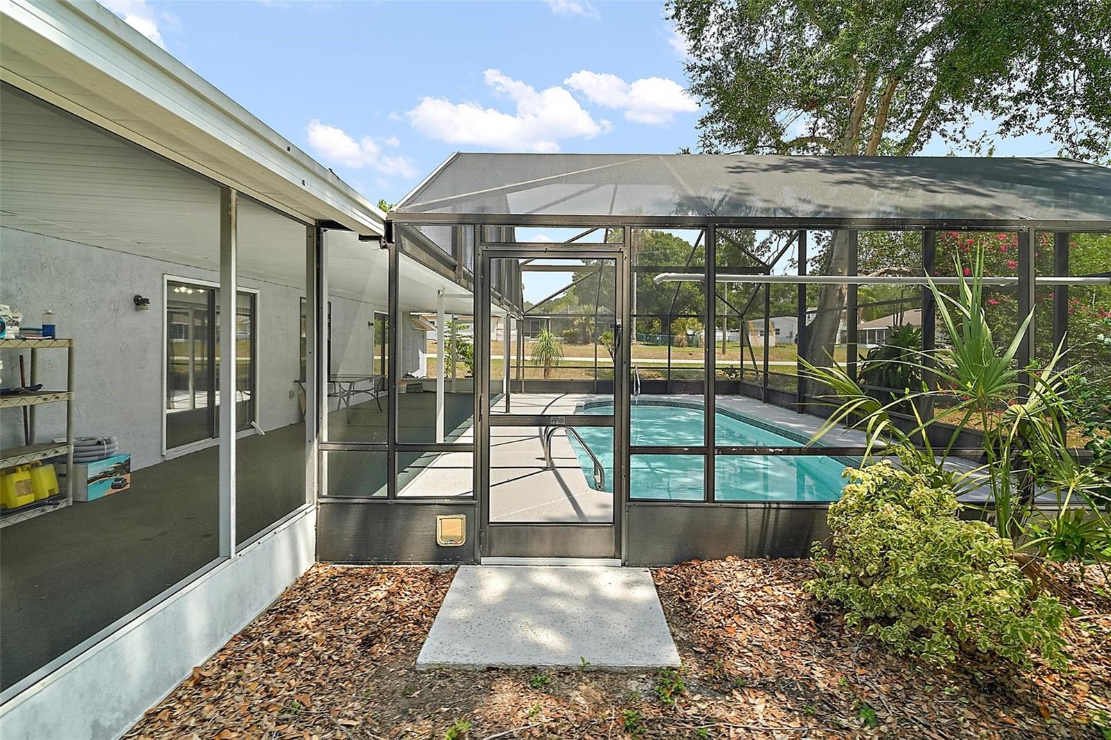 Image 6 of 37 For 36482 Doral Drive