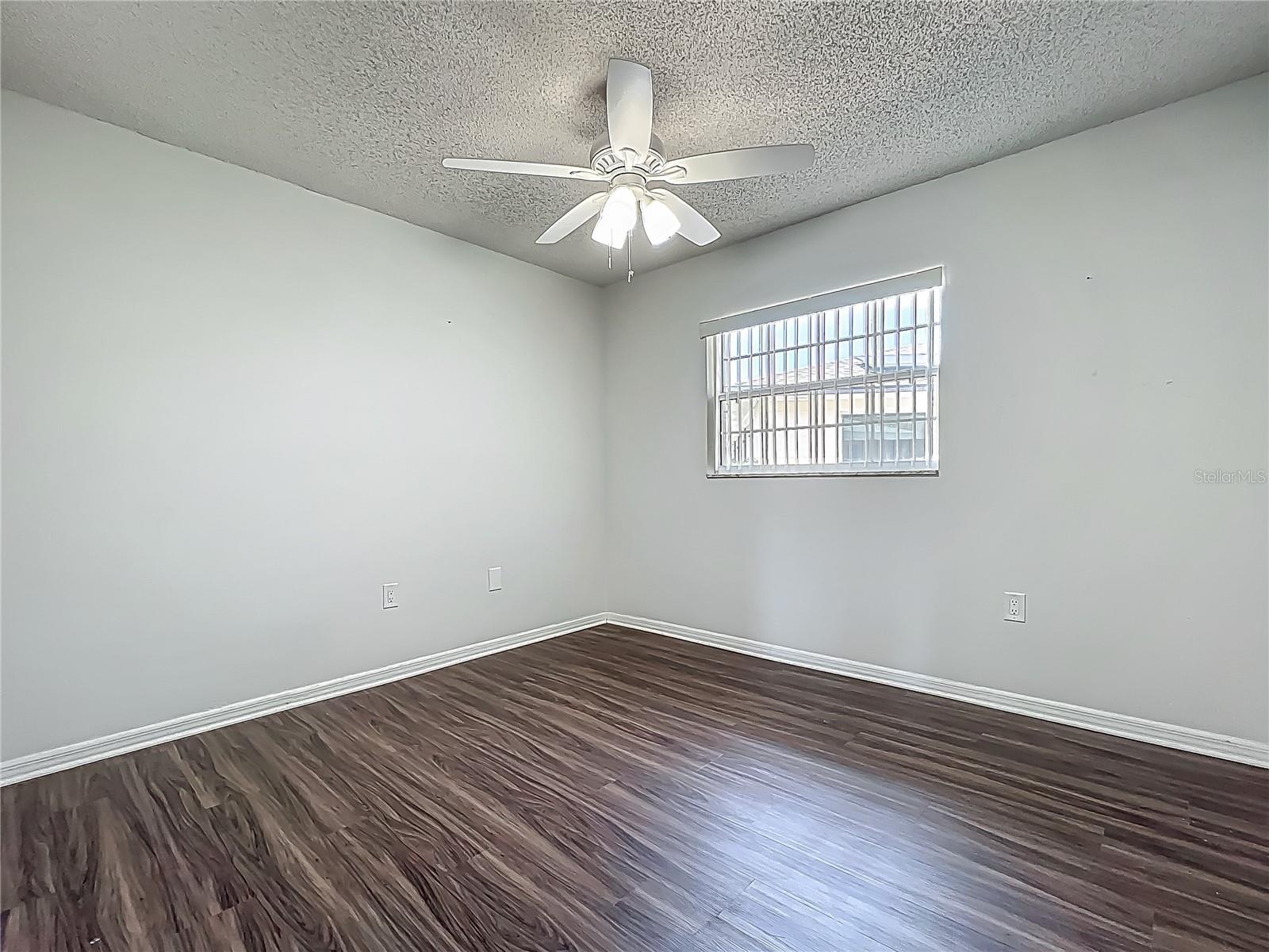 Image 30 of 57 For 670 Oleander Street