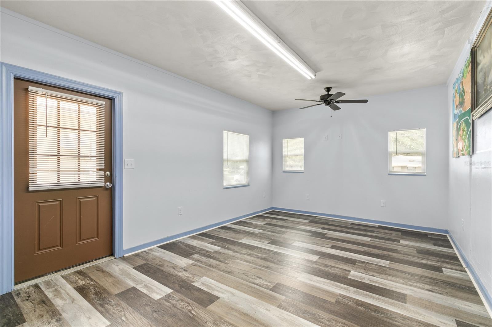 Image 31 of 41 For 800 Jefferis Court