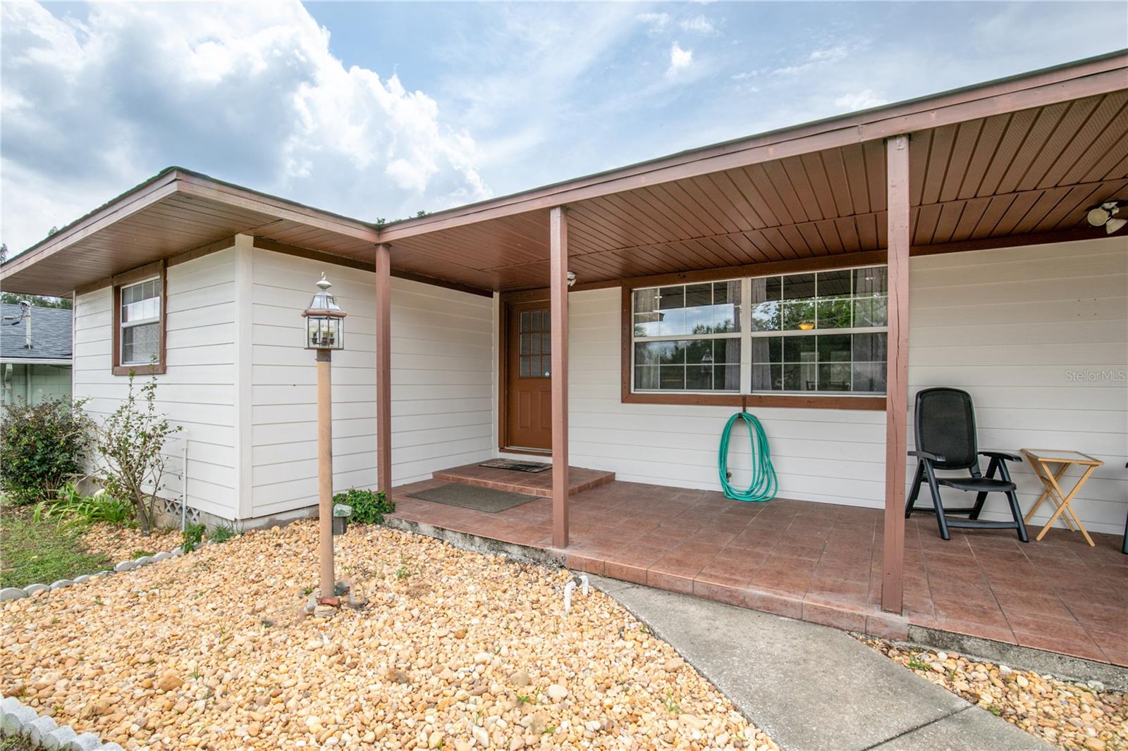 Image 4 of 41 For 800 Jefferis Court