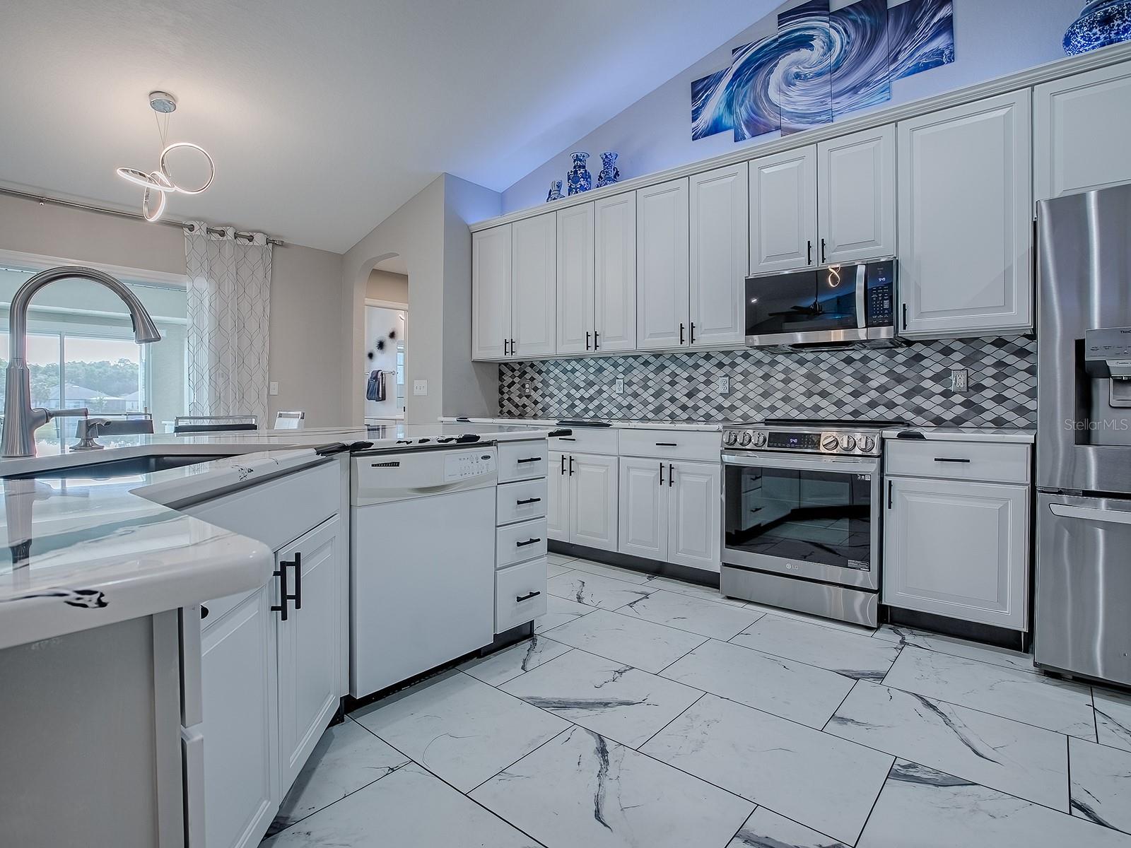 Image 16 of 56 For 17563 122nd Terrace