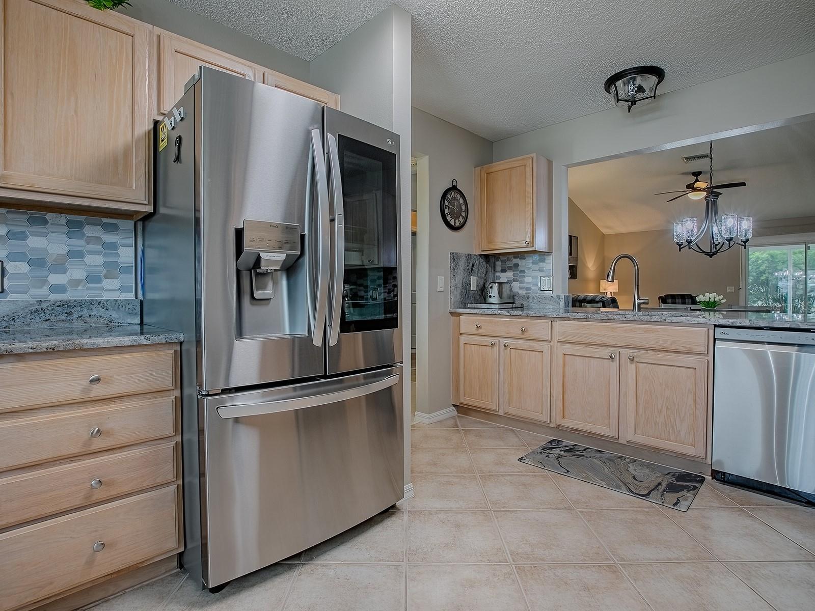Listing photo id 3 for 3432 Fairfield Street