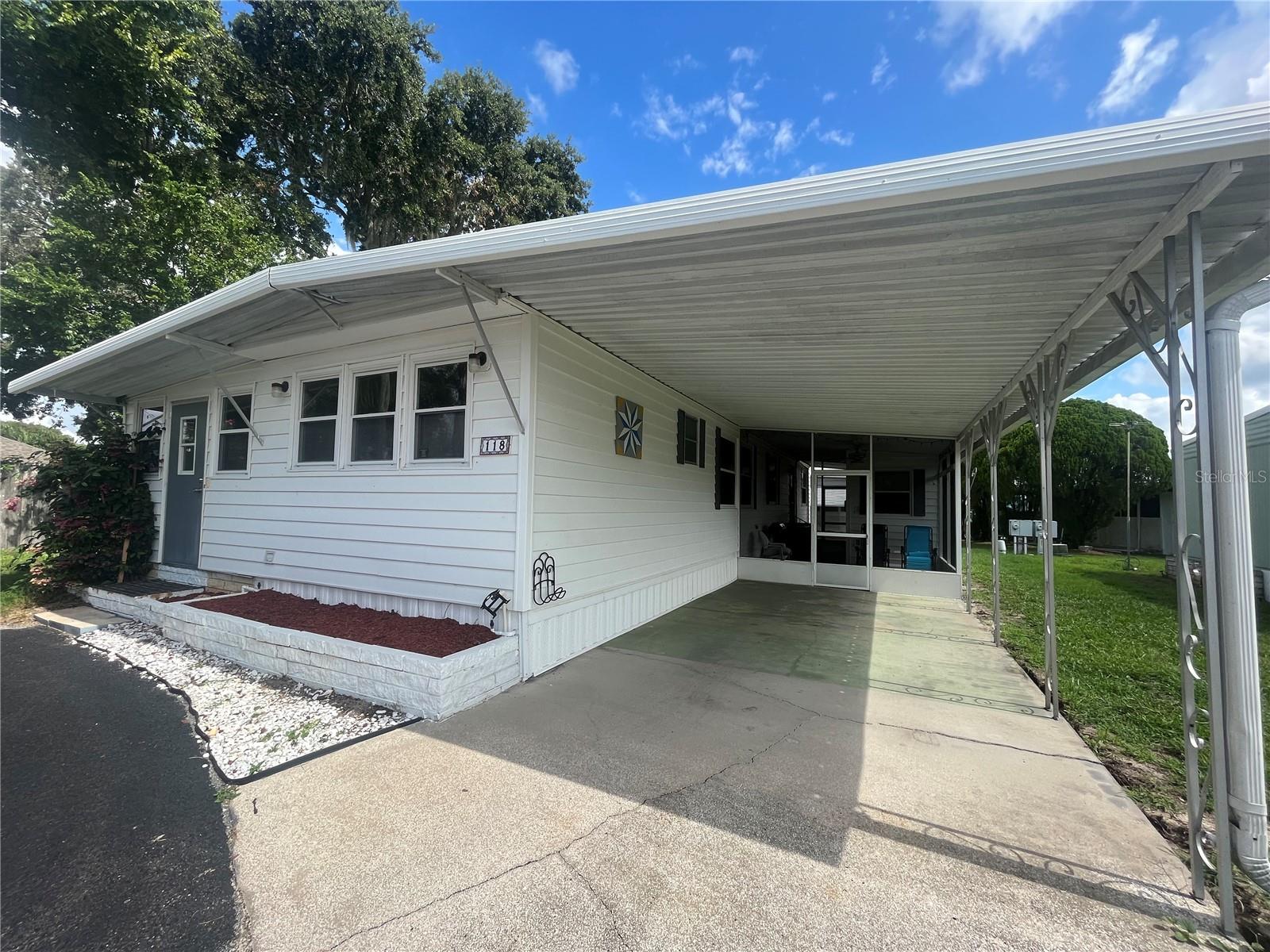 Image 16 of 49 For 118 Tropical Lane