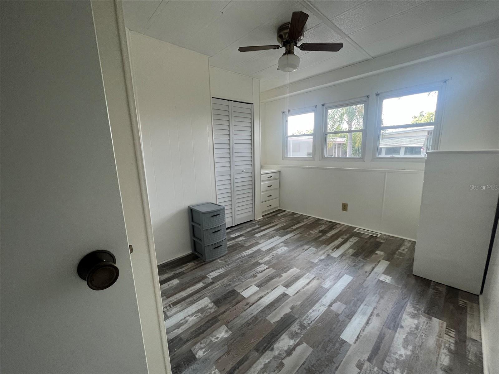 Image 29 of 49 For 118 Tropical Lane