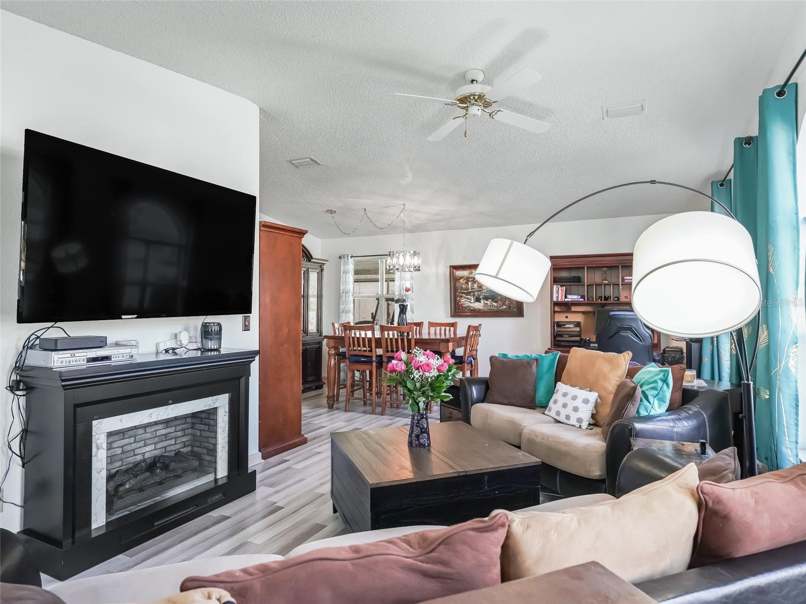 Image 18 of 44 For 1202 Del Toro Drive