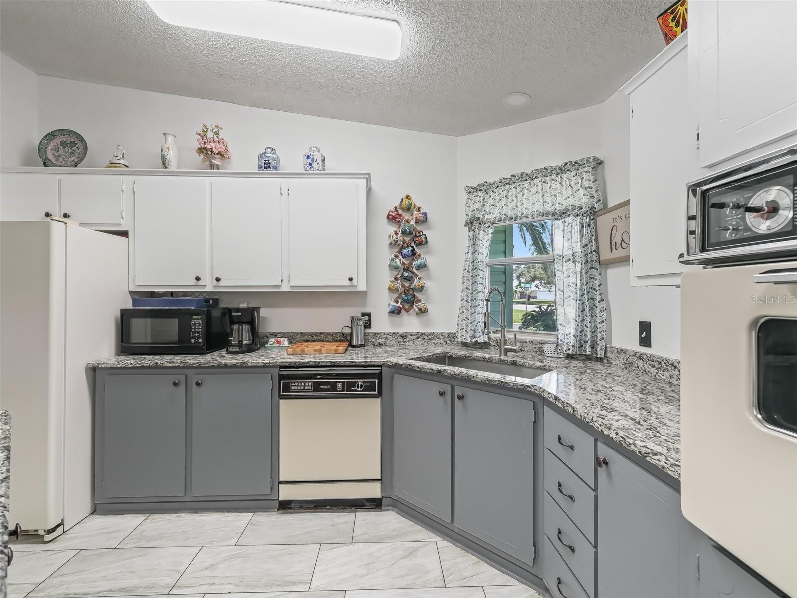 Image 23 of 44 For 1202 Del Toro Drive