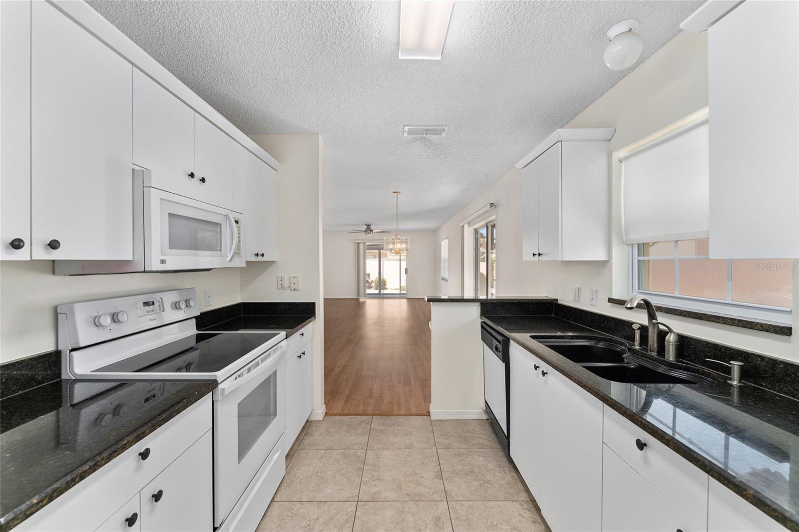 Image 11 of 31 For 403 Duarte Lane