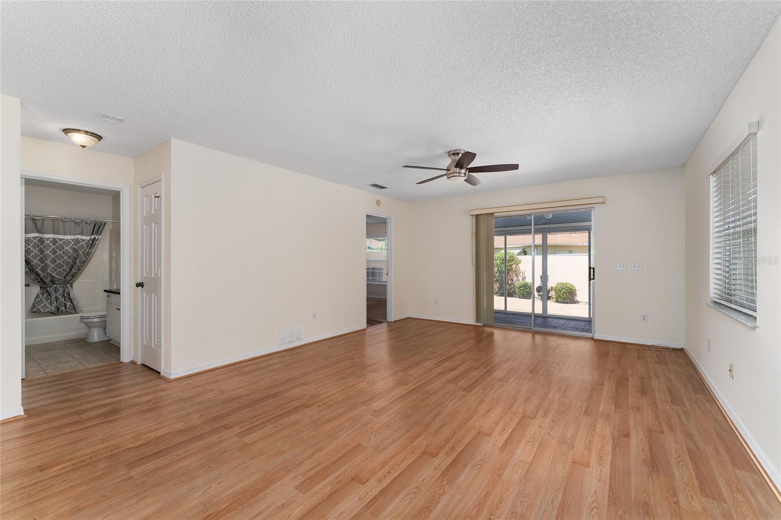 Image 14 of 31 For 403 Duarte Lane