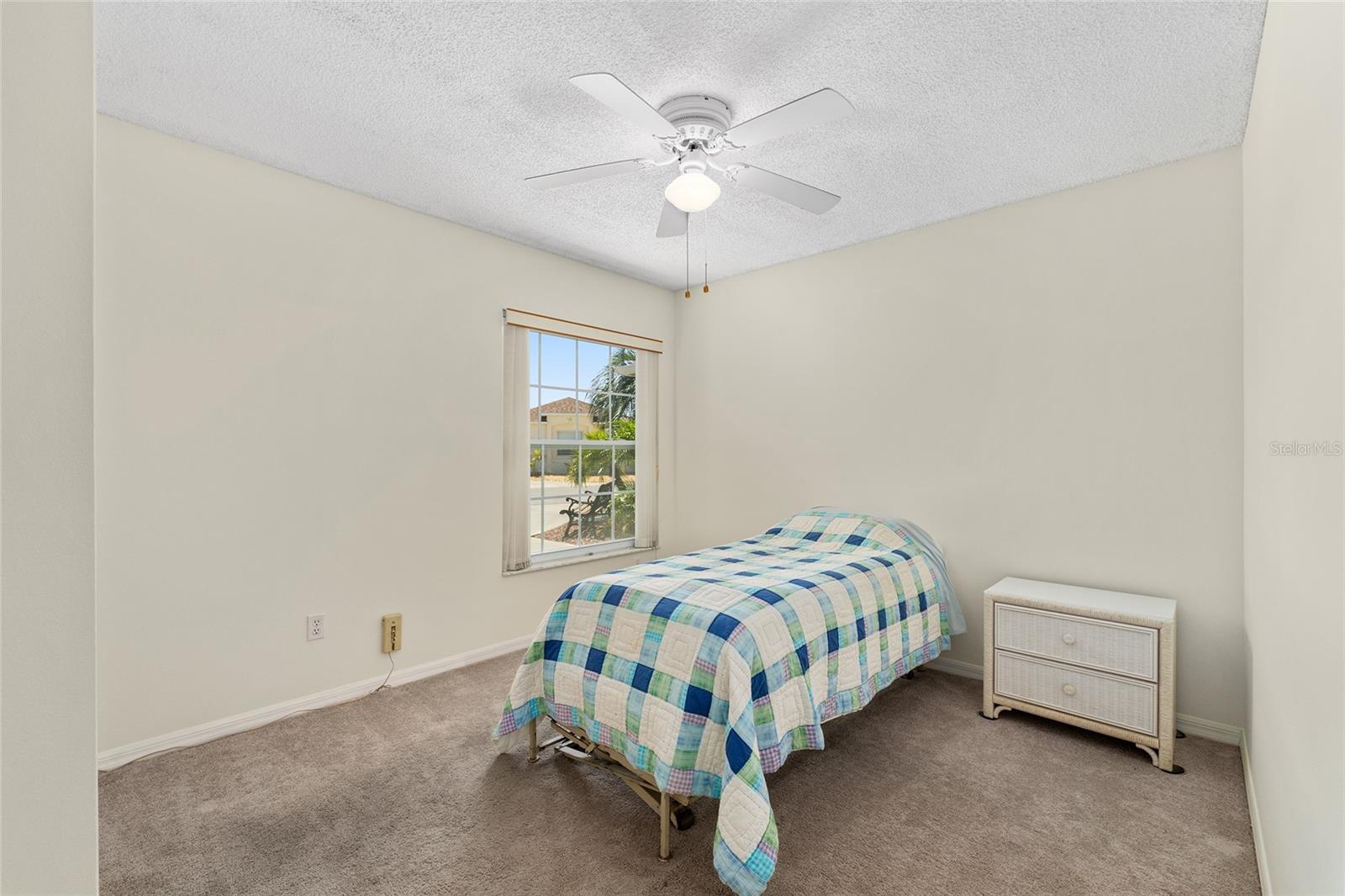 Image 18 of 31 For 403 Duarte Lane