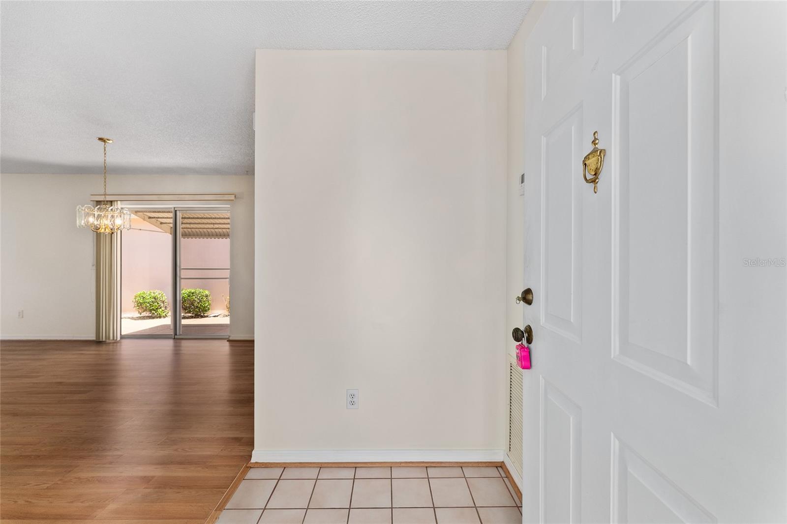 Image 4 of 31 For 403 Duarte Lane