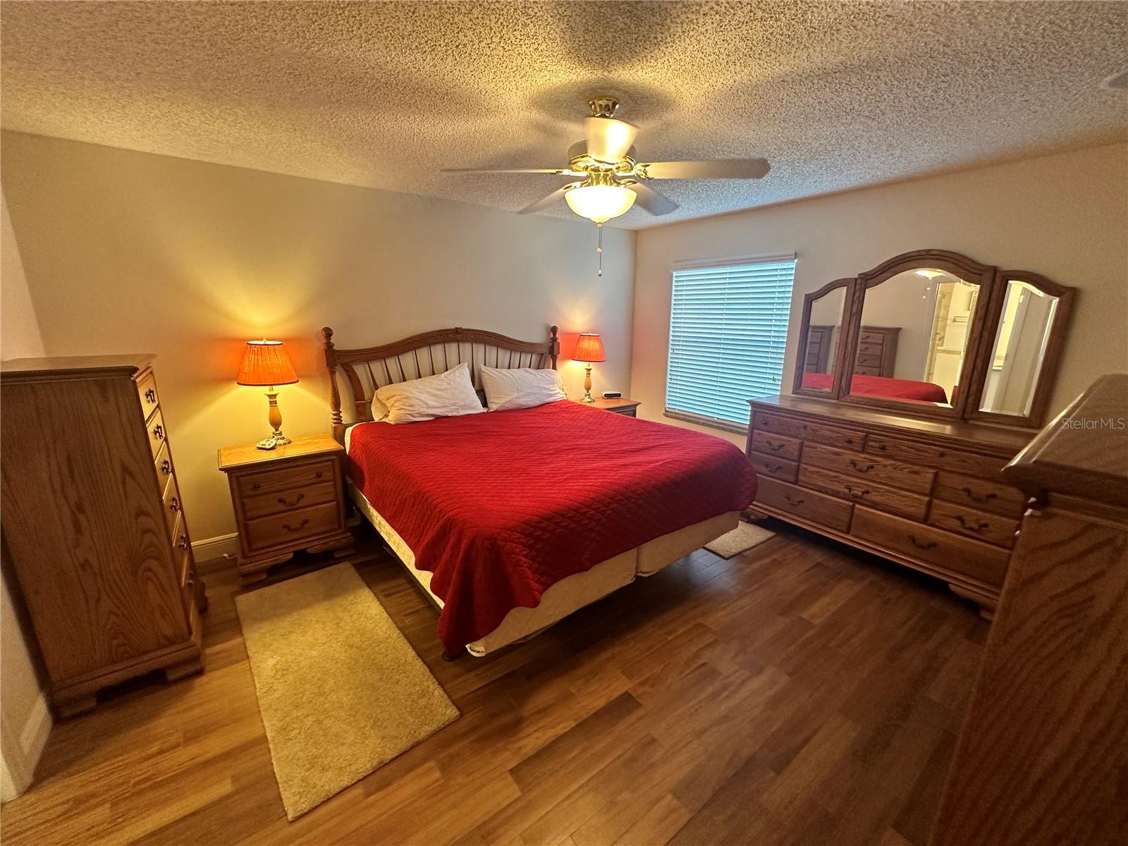 Image 11 of 22 For 1515 Baylor Place